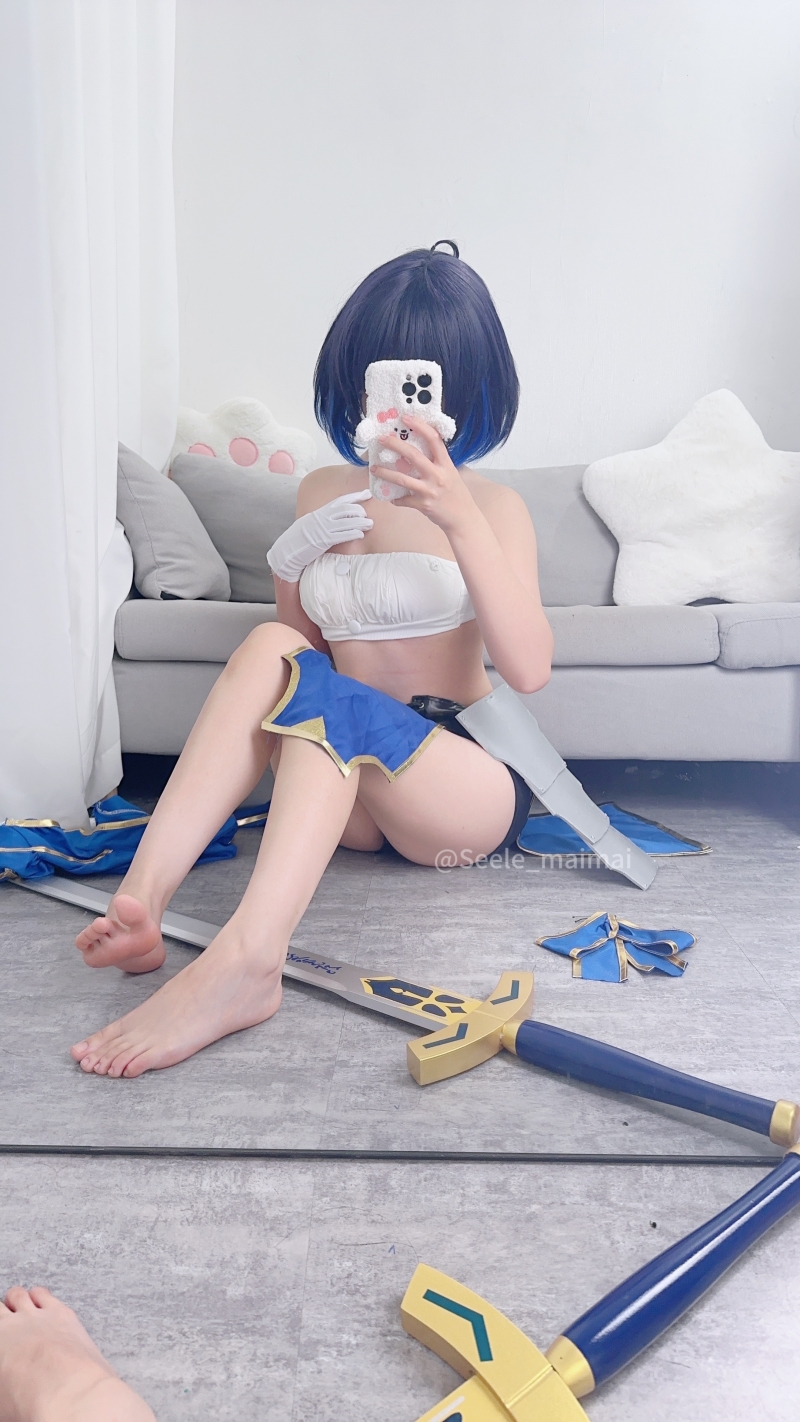 Seele麦麦 崩坏学园2saber希儿【41P-142MB】cos作品欣赏