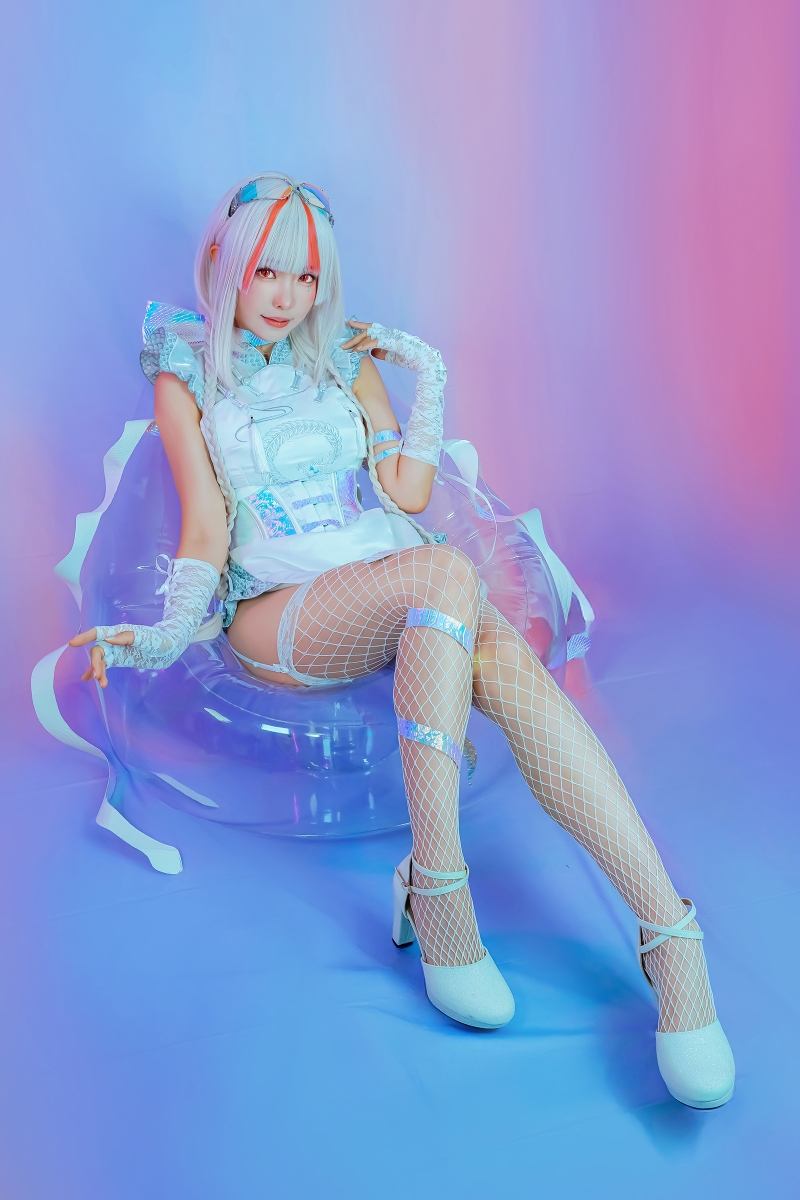 ElyEE子 2025.JanTier4【120P-6V-366MB】图片集欣赏