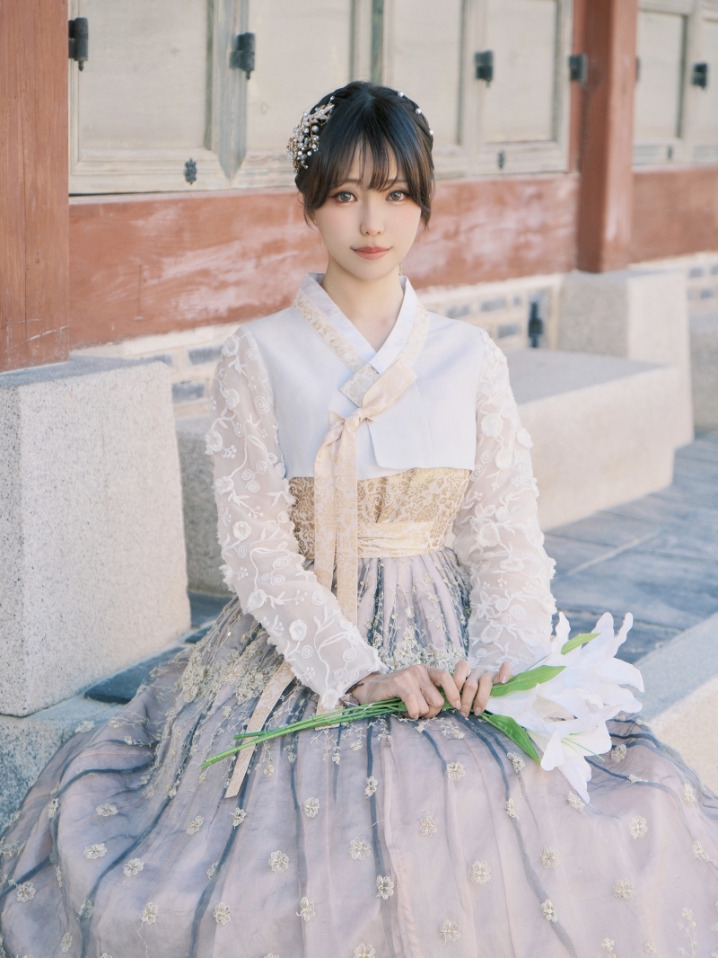 ElyEE子 2025.JanTier4【120P-6V-366MB】图片集欣赏