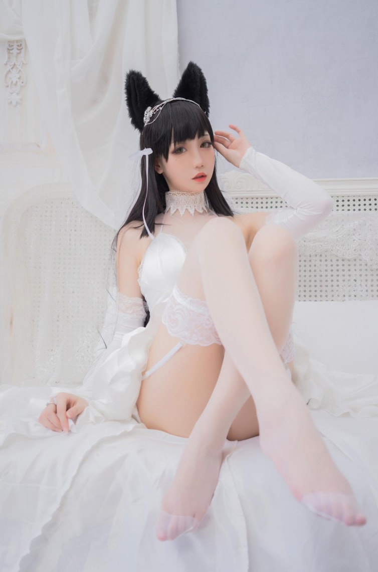 焖焖碳 爱宕花嫁图片在哪看？
