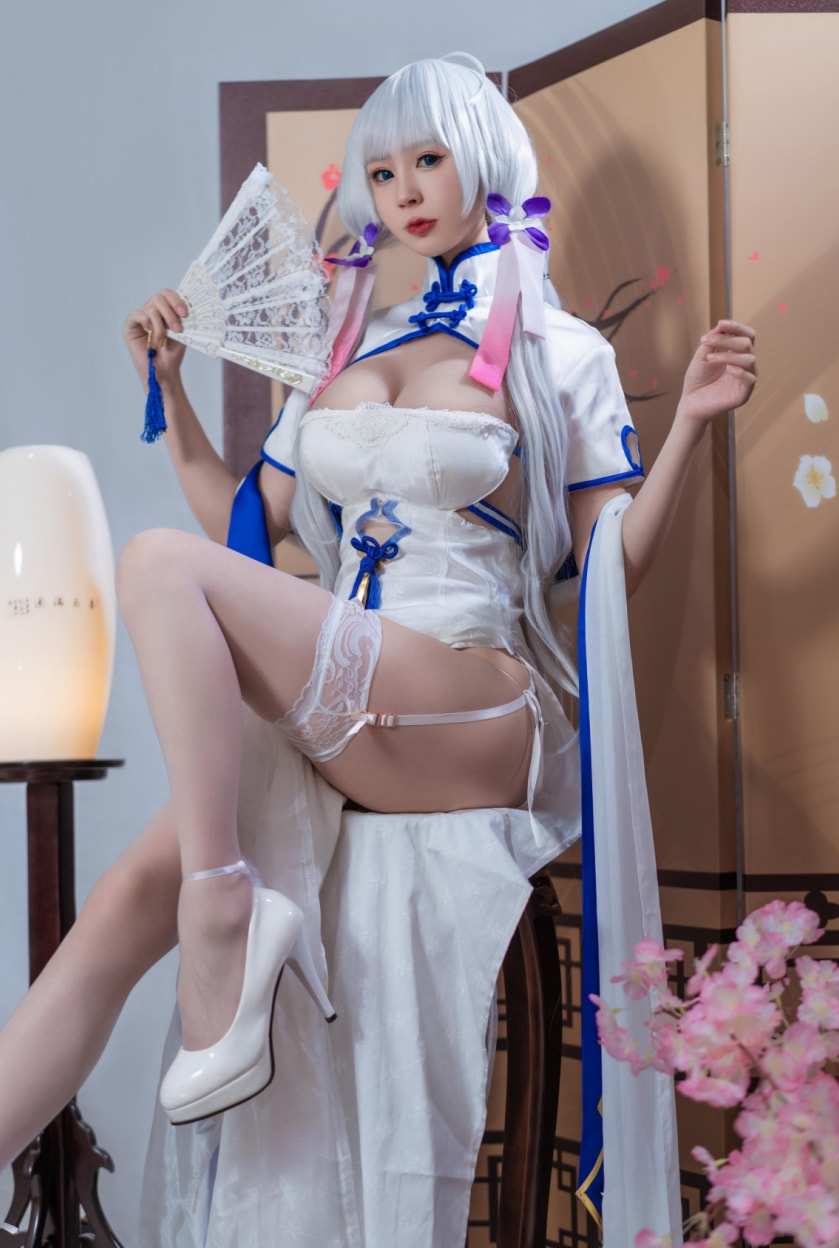 西园寺南歌 光辉 旗袍美丽的女生cos图片