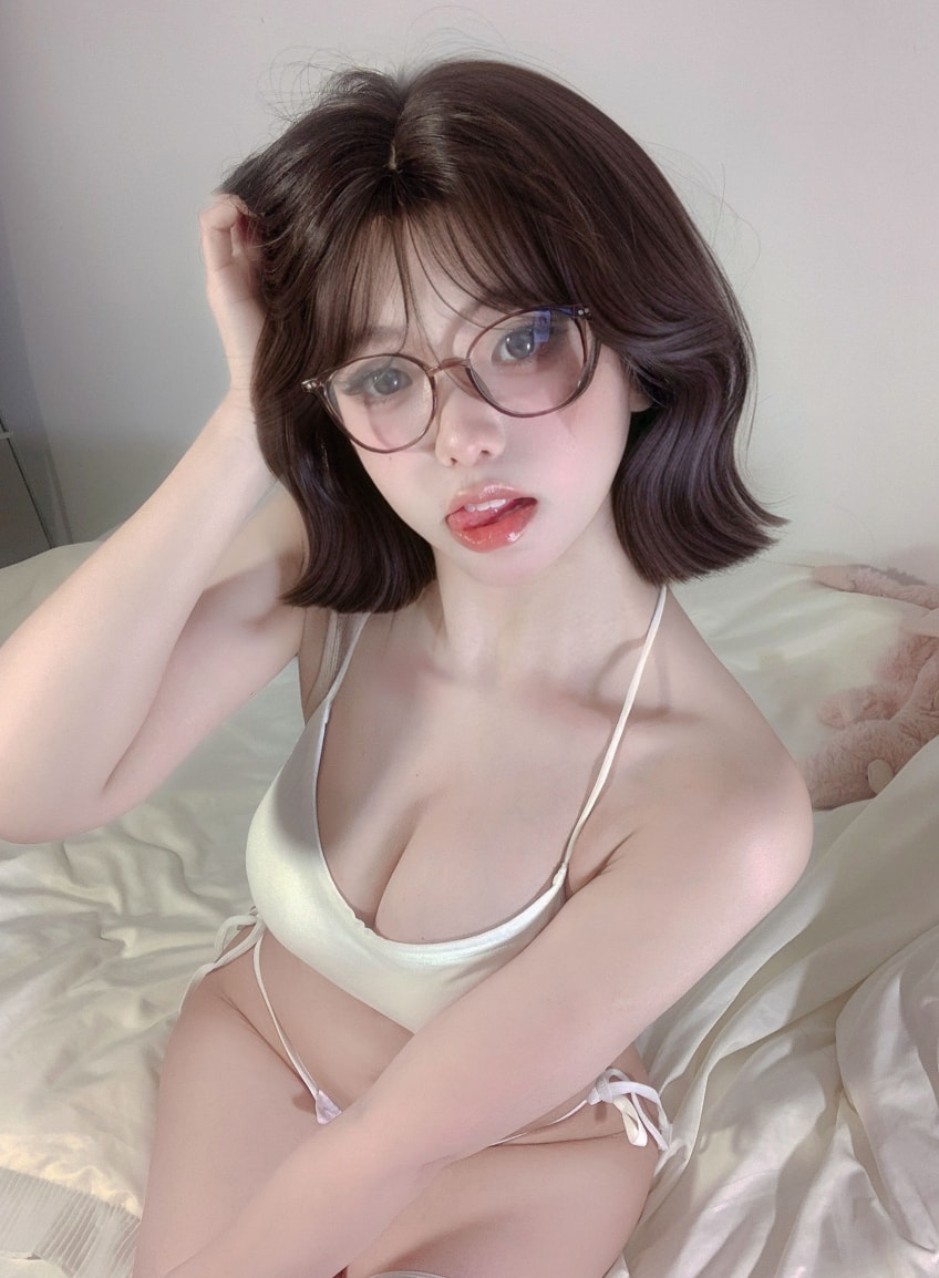 真宝 – 居家女友cos图片下载