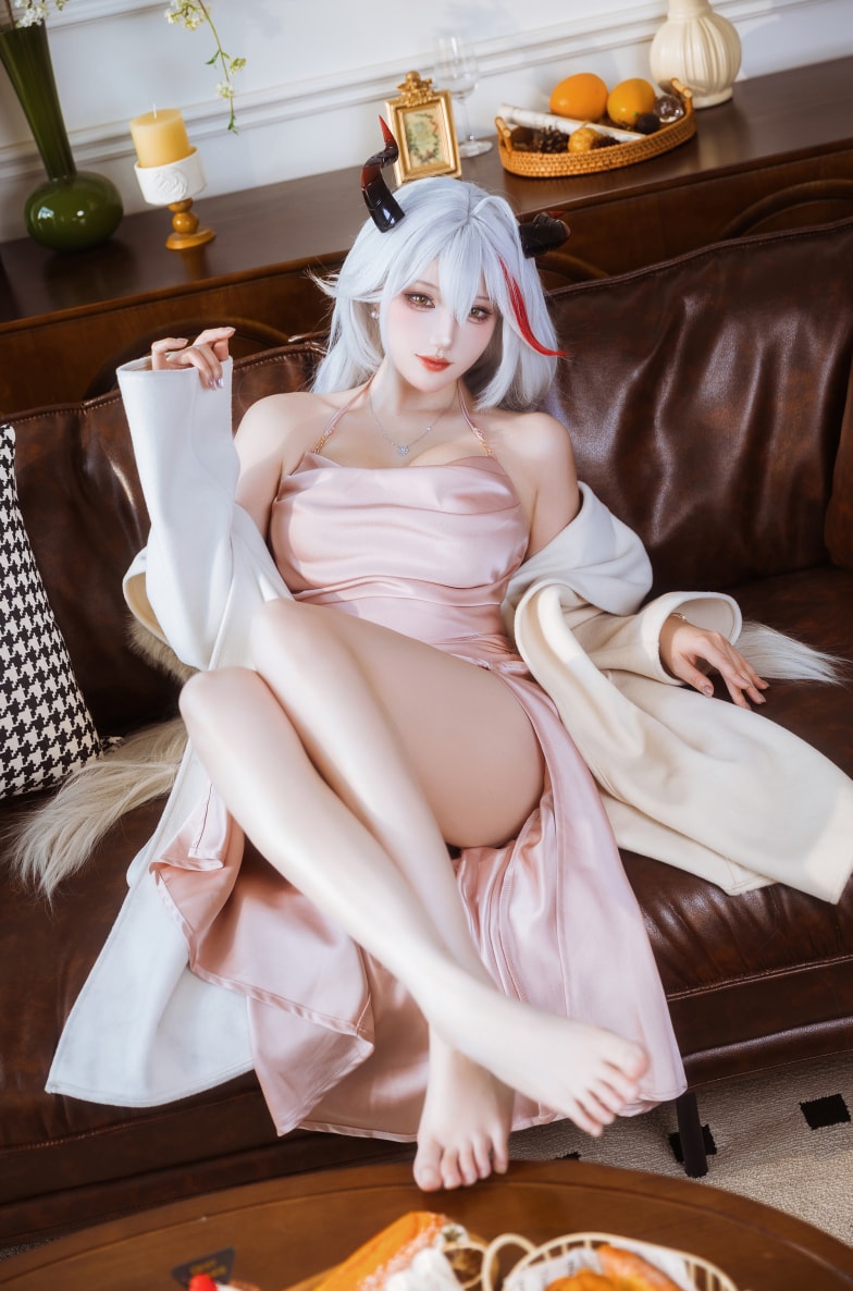 瓜希酱 碧蓝航线-埃吉尔睡衣微博照片