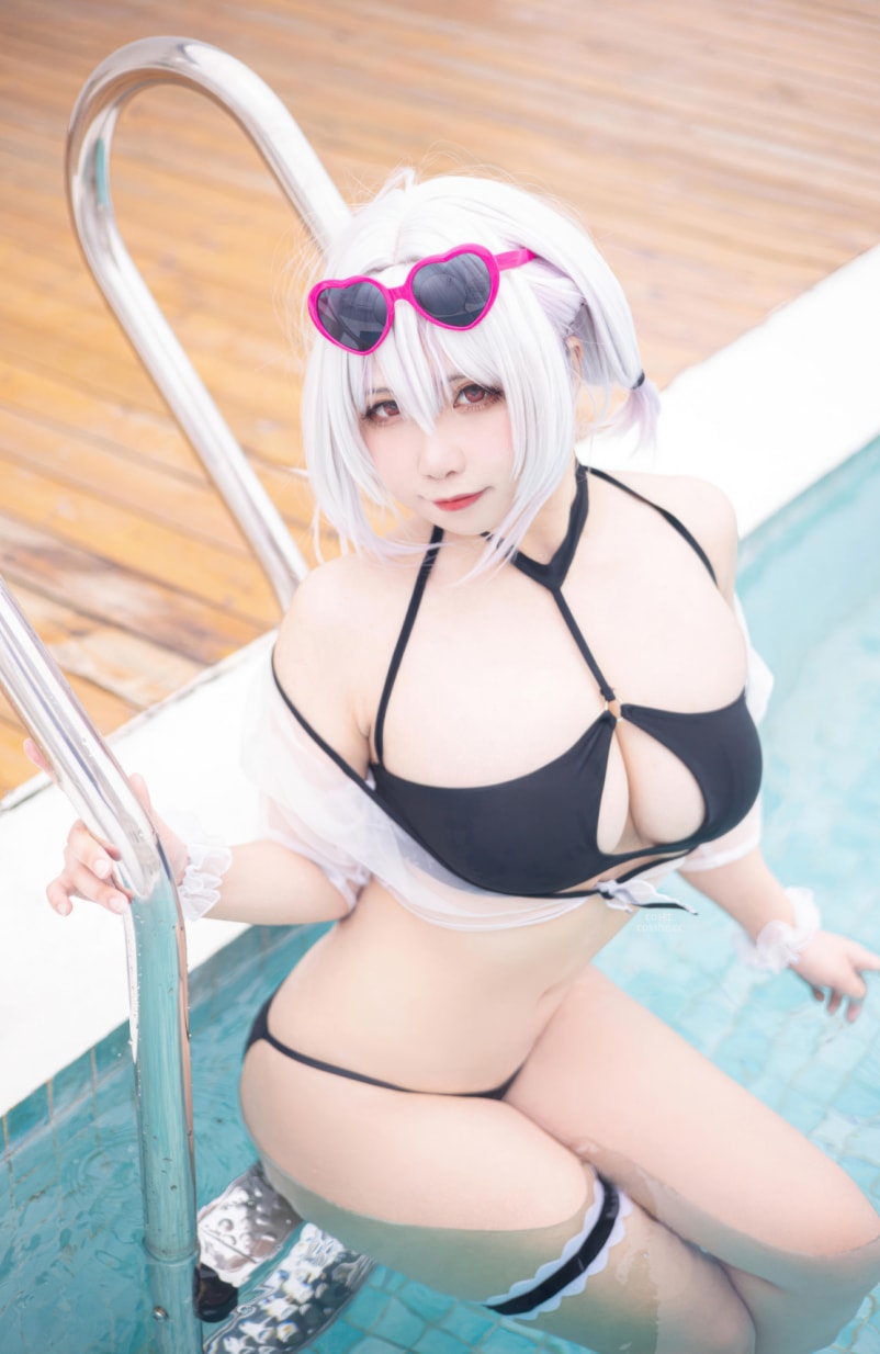 贞子蜜桃 – 天狼星泳装真的是yyds！