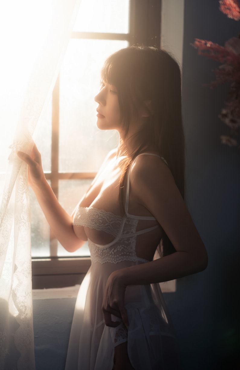 香草喵露露 白斯纱裙下载