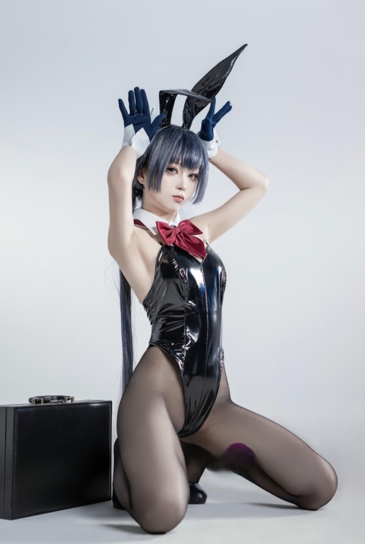 矢量鱼 妃咲 兔女郎美丽的女生cos图片