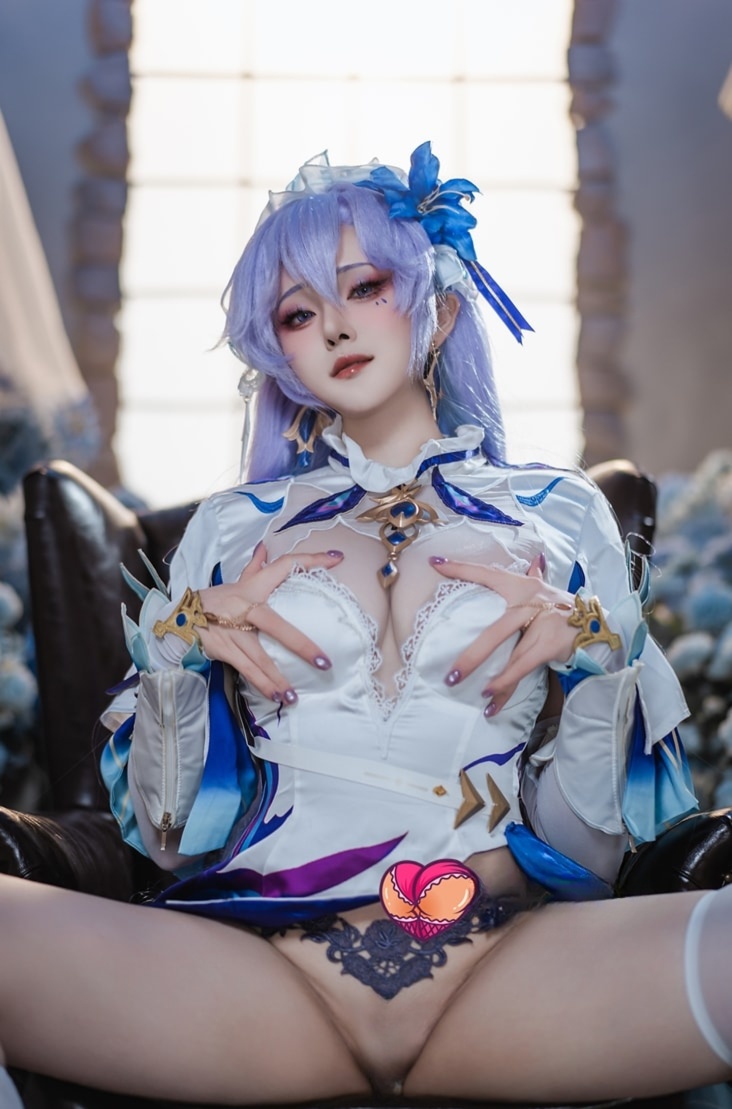 Natsuko夏夏子 – Cantarella坎塔雷拉最新图片欣赏