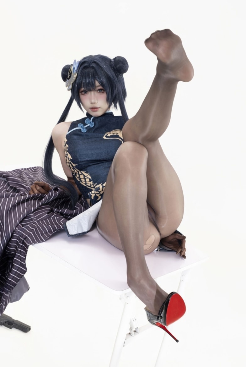 柒柒要乖哦 – 蔚蓝档案 妃咲原皮+兔女郎下载欣赏