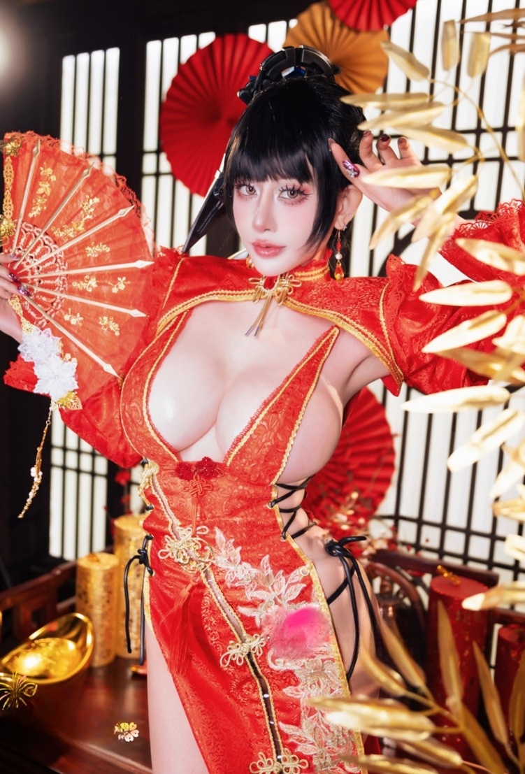 Byoru Eve New Year Qipaocos图片下载