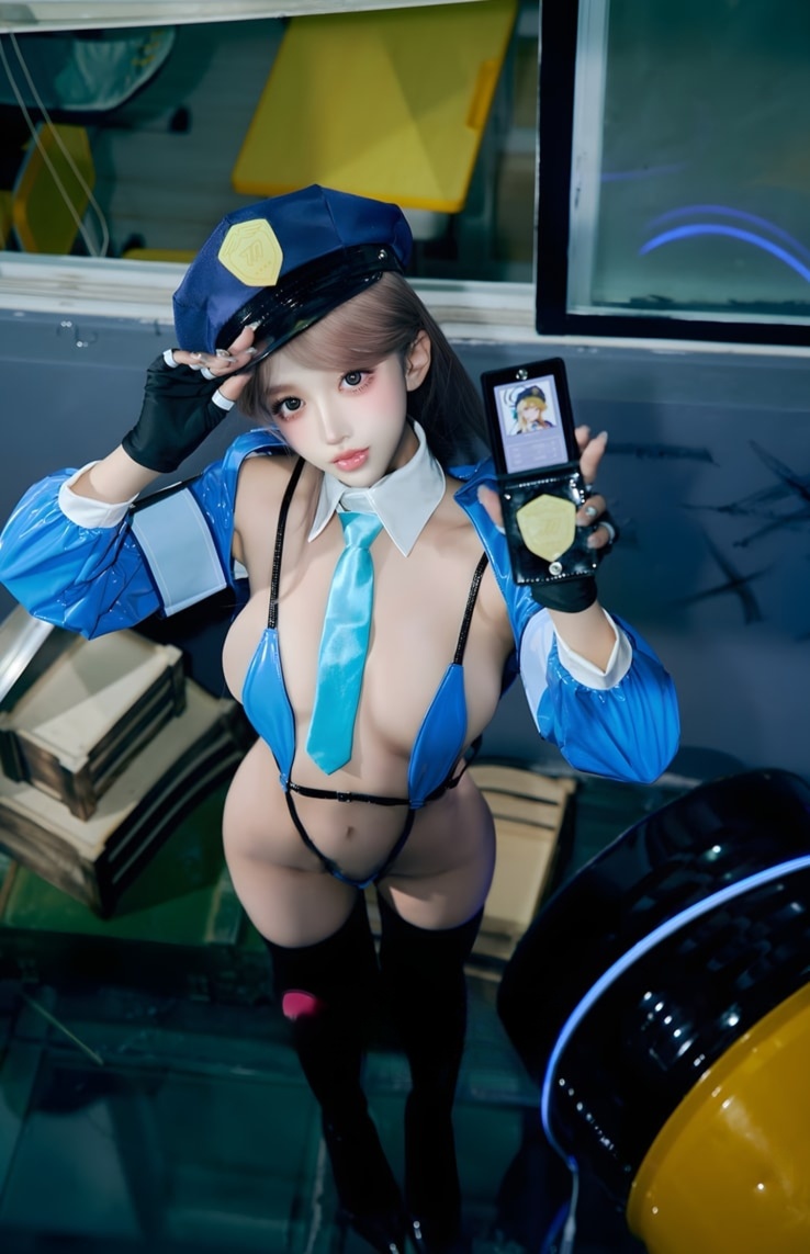 过期米线线喵 – 女警真的是yyds！